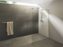 Sinn macht es erst ab einer fläche von etwa 120 × 120 zentimetern, besser noch etwas mehr. Walk In Dusche Badezimmer Com Badezimmer Com
