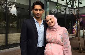 Aeril zafrel dan wawa zainal. Aeril Dan Wawa Zainal Menanti Bayi Perempuan Pilih Nama Ayasoffya Sempena Masjid Bersejarah Di Turki Hiburan Mstar