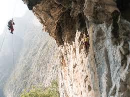 Who is the cast of the canyon? Can Pretty Strong Be The Next Big Climbing Movie