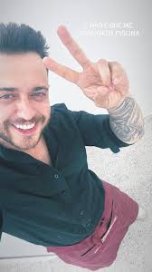 🚀 Join the Crew at AV8! 🚀 Calling all talented Bar & Kitchen  All-Rounders! If you're a male, aged 25-35, with a vibrant personality and  serious skills, we want YOU for an