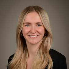 Caitlin Mylly ('24) at Green Hills in Ames, Iowa recognized a gap in how  families of hospice residents are supported. The goal was to then provide  those families a private space that