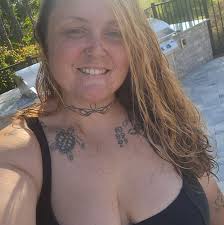 ISO a good Christian church. I just want a Bible teaching church with a  decent youth program(if possible). Also with a congregation that has people  of my age group. Im in my