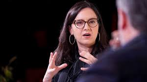 '60 Minutes' host Scott Pelley reportedly said CBS chief Bari Weiss needed to take job more 'seriously'