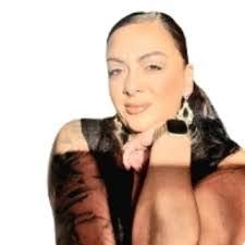 Michele Serrano's Instagram, Twitter & Facebook