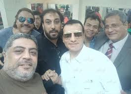 وجاء ذلك العمل الفني الجديد من الفنانة التونسية عائشة عطية، ليعبر عن حبها الشديد للفن المصري. Ø¥ÙŠÙ‡Ø§Ø¨ ØªÙˆÙÙŠÙ‚ ÙˆÙ…Ø­ÙŠÙŠ ÙˆØ­Ù…ÙŠØ¯Ø© ÙÙŠ Ø±Ø³Ø§Ù„Ø© Ù…Ø§Ø¬Ø³ØªÙŠØ± Ø­Ø³Ø§Ù… Ø­Ø³Ù†ÙŠ Ø£Ù„Ø¨ÙˆÙ… ÙÙŠ Ø§Ù„ÙÙ†