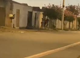 Vítima é surpreendida e agredida por duas mulheres armadas com faca no bairro Alto da Serra, em Patos de Minas