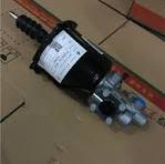 WG9725230041 Clutch Booster Cylinder-China National Heavy ...