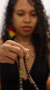 Some clips from what happened at First Friday @mainframearts celebrating La  cultura latina in our studio! Michael, Lani, Don Pepe and Milton from  @son.peruchos gave us a great show that put everyone