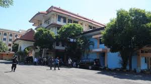 Buat kamu, yang saat ini sedang mencari bagaimana cara mengirim lamaran kerja via email yang baik dan. Jalin Kerja Sama Dengan Rs Pemkot Surabaya Kerja Keras Tangani Covid 19