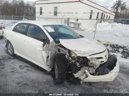 As a transportation appliance, the corolla is a practical small car with a functional interior layout and quite a bit of usable space, particularly in the rear seat. Toyota Corolla S Le 2011 White 1 8l Vin 2t1bu4ee8bc608818 Free Car History