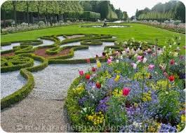Der Schwetzinger Schlosspark Teil 1 Schlosspark Blumenrabatte Grune Natur