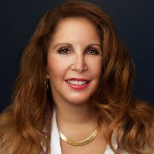 Maria Colucciello's Instagram, Twitter & Facebook