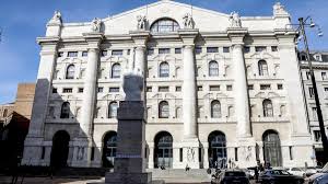 Grafici di borsa su schermo