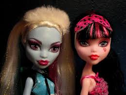 Voicething: Review: Dead Tired Wave 2 Draculaura and Abbey Bominable