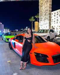 Nadia Khars Feet << wikiFeet