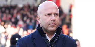 [Fabrizio Romano] L'Al Nassr ha fatto due offerte per Darwin Núñez a  gennaio, l'accordo 'finanziario' era molto vicino tra tutte le parti  coinvolte… …poi il Liverpool ha rifiutato: nessuna sostituzione, nessun  piano per pagare troppo, rispetto per i piani di Slot ...