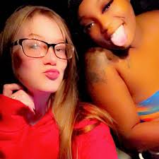 UR MAN CHEATS ON U WITH UR BESTIE WHO U FORGIVING