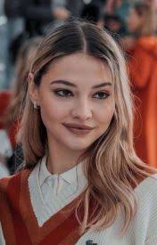 𝐒𝐓𝐑𝐀𝐍𝐆𝐄𝐑 𝐓𝐇𝐈𝐍𝐆𝐒 ▭▭▭▭ 𝘽𝙞𝙡𝙡𝙮 𝙃𝙖𝙧𝙜𝙧𝙤𝙫𝙚