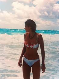 Elizabeth Bourgine On Twitter Bellybutton17 As You Can See Http T Co Mfb9cwpzzx Découvrez sa biographie, le détail de ses 41 ans de carrière et toute son actualité. elizabeth bourgine on twitter