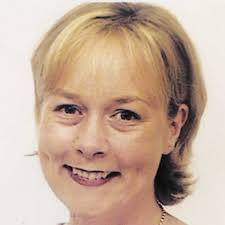 Adele Spence's Instagram, Twitter & Facebook