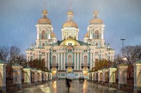 seasons and weather guide st petersburg russia