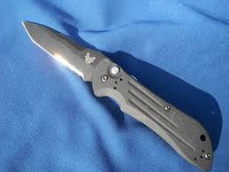 Personally, i've yet to experience the dreaded blade wi. Discontinued Benchmade 9100 Sbt Auto Stryker With Safety 3 7 Dual Edge Tanto Blade