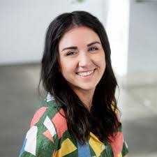 Laura Ashwell's Instagram, Twitter & Facebook