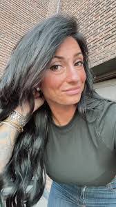 Tara Doty's Instagram, Twitter & Facebook