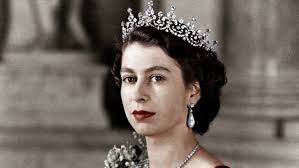 Queen's Platinum Jubilee live updates: Celebrating Elizabeth II's 70-year  reign
