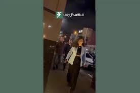 فیلم| اینجا لاس وگاس نیست؛ وضعیت حجاب و پوشش لباس زنان در کافه های تهران