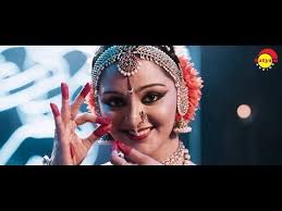Dhithiki Dhithiki Thai Manju Warrier Classical Dance Ennum Eppozhum Indian Classical Dance Dance Dance Stage