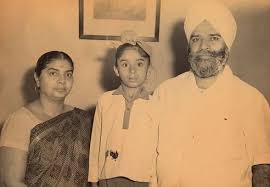Parents, schools and vaccine clinics rushed to begin inoculating younger adolescents tuesday after u.s. Once Navjot Singh Sidhu Wore 6 Pajamas To Avoid A Beating From His Father