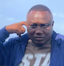 Charles Erick's Instagram, Twitter & Facebook