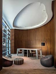 Case Study Dwp S Doubletree By Hilton Hotel In Dubai Uses The Oud As Interior Inspiration Projects Products De Hotels Design Hotel Interiors Dubai Hotel