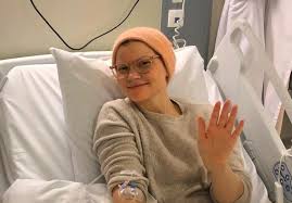 May 30, 2021 · het haar van linda hakeboom komt na de chemotherapie die ze heeft ondergaan langzaam weer terug. Linda Hakeboom Ik Ben Klaar Met Mijn Chemotherapie