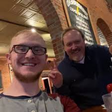 Ben Benton (@bentylerbenton)