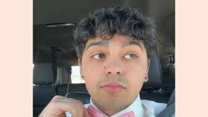 Alex Pettit (Youtuber) Age, Net Worth, GF, Height, Weight & More