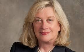 Mary Beth Ramey, '72, Receives Lifetime Achievement Award from Indiana  Trial Lawyers Association