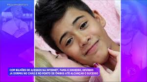 Kevinho fala sobre as mudanças da fama: Rodrigo Faro Invade Casa De Kevinho E Relembra Passado Do Cantor Youtube
