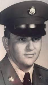 So sad to hear that Johnny Beattie has died. He was a hugely talented  performer and a truly lovely man. The photo here was taken at the Govan  Fair a few years