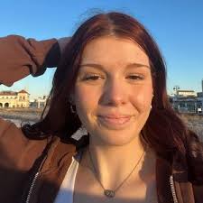 Lexy Baker (@lexyybakerr)