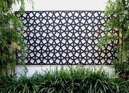 95 idees pour la cloture de jardin palissade brise vue et mur cloture jardin jardin en beton deco mur exterieur