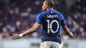 Le numéro 10 qui revient au jeune parisien kylian mbappé. Equipe De France Equipe De France Ce Constat Sur Le Choix De Mbappe De Prendre Le Numero 10