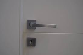 This genius door opening technique is incredibly quick & easy! Safety Door Privacy Entrance Indoors Handle Protection No People Piqsels