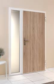 Wohnungstür — eine wohnungstür ist im gegensatz zur haustür eine tür, welche insbesondere bei mehreren wohnungen innerhalb eines hauses das gemeinschaftseigentum vom privateigentum und. W F Baustudio Gustrow Ihr Baufachgeschaft