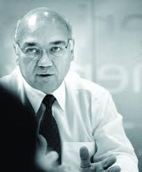 5111 Serica R&A text/AW