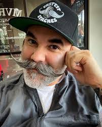 Andrew Barraza's Instagram, Twitter & Facebook