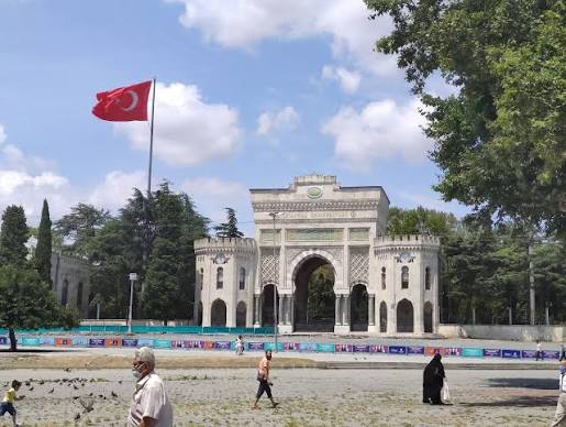 İstanbul Üniversitesi Merkez Kampüsü, üniversiteler, İstanbul, Fatih,  Beyazıt Meydanı, 1/3 - Yandex Maps