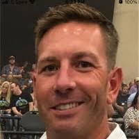 Lauren Luter's Instagram, Twitter & Facebook