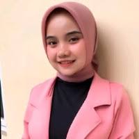 9 "Nadia Akmal" profiles